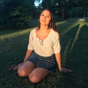 Meet your Posher, Val